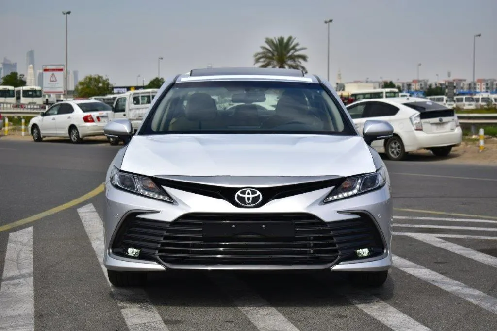 2023 Toyota Camry | GLE 2.5 | Sahara Motors